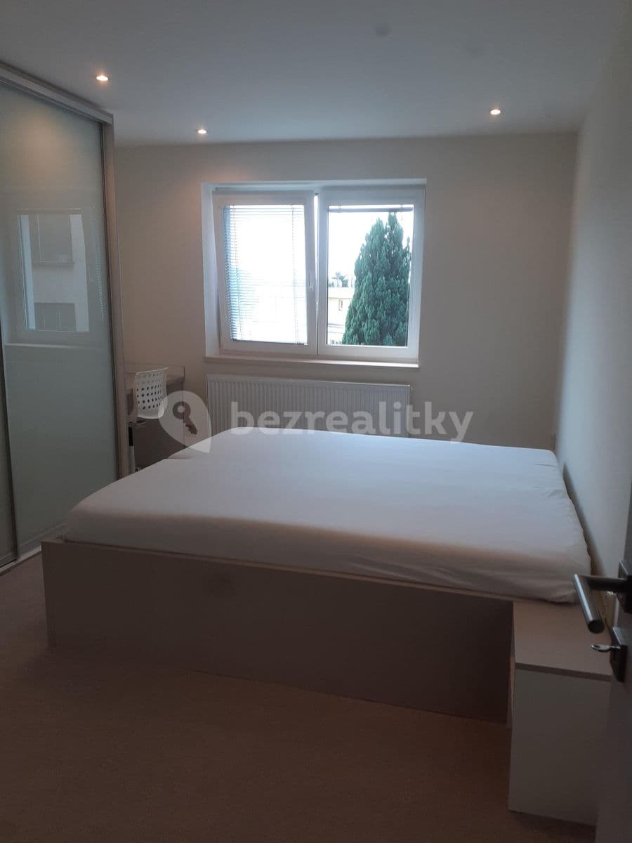 1 bedroom with open-plan kitchen flat to rent, 53 m², Nad Pískovnou, Prague, Prague