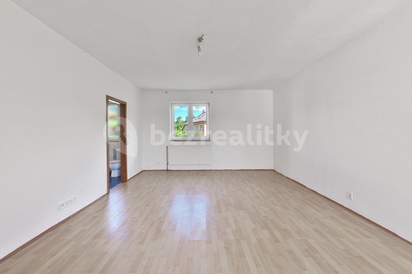 4 bedroom with open-plan kitchen flat for sale, 198 m², Obránců míru, Kadaň, Ústecký Region