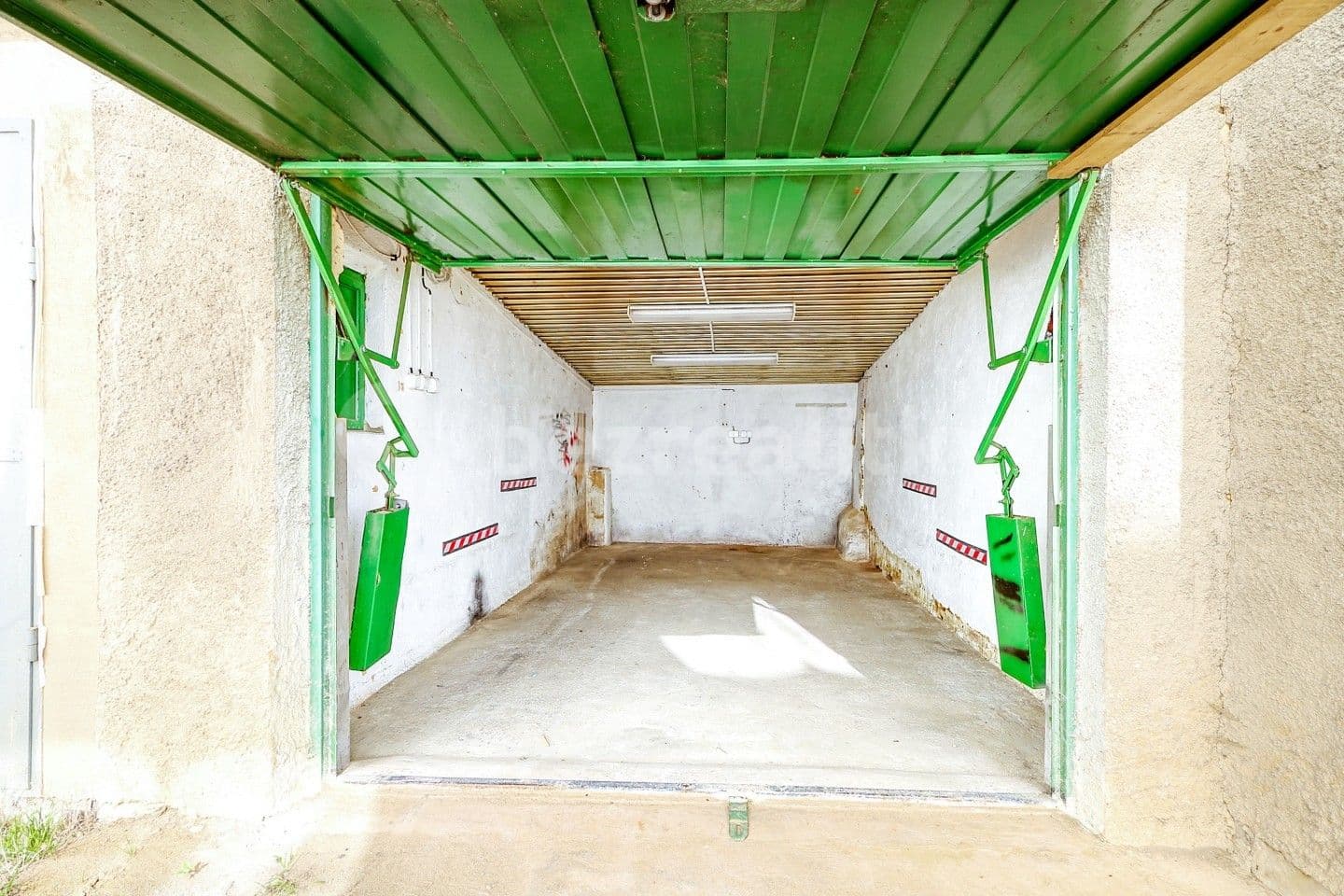 garage for sale, 22 m², Kozolupy, Plzeňský Region