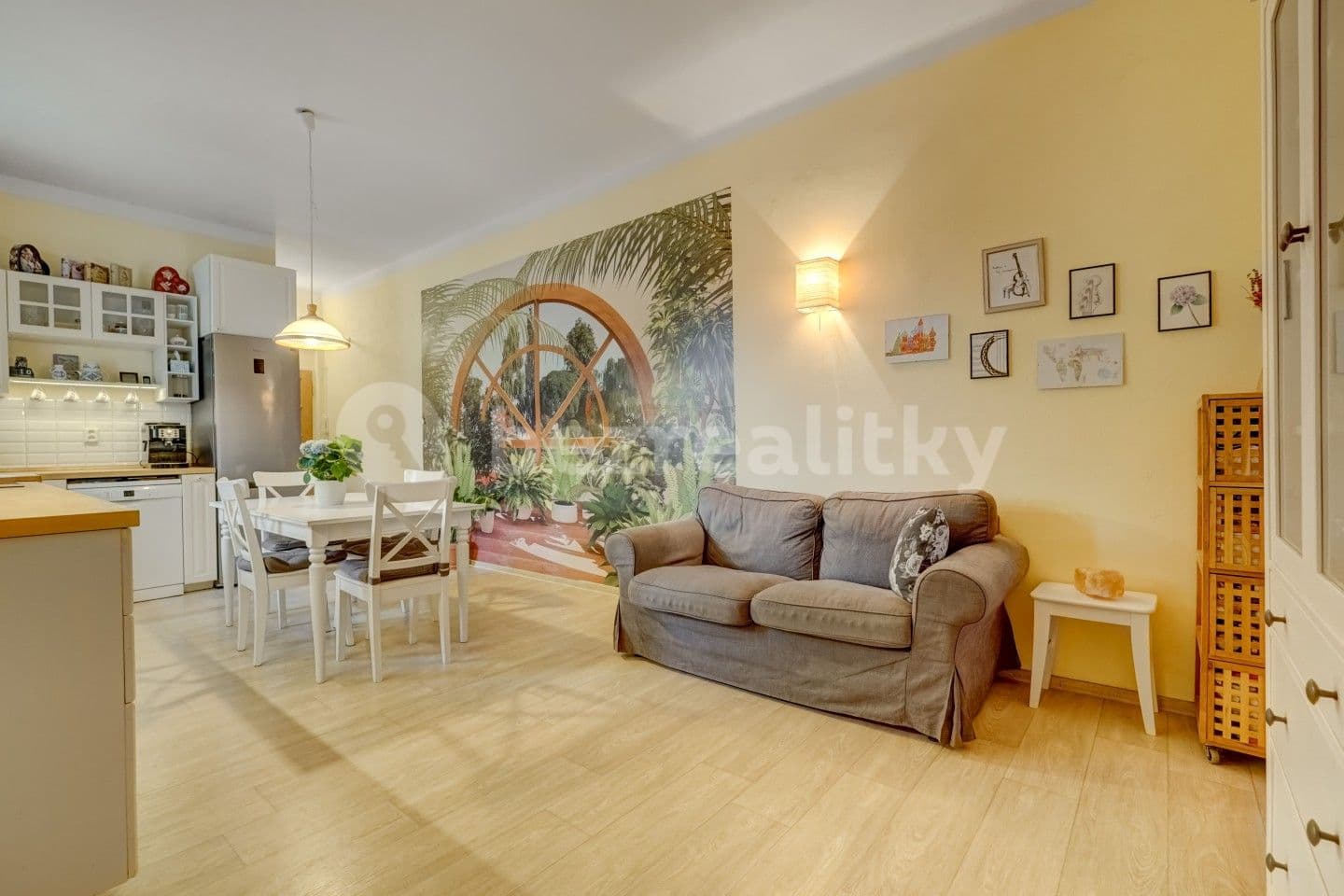 5 bedroom flat for sale, 115 m², Českobratrská, Teplice, Ústecký Region