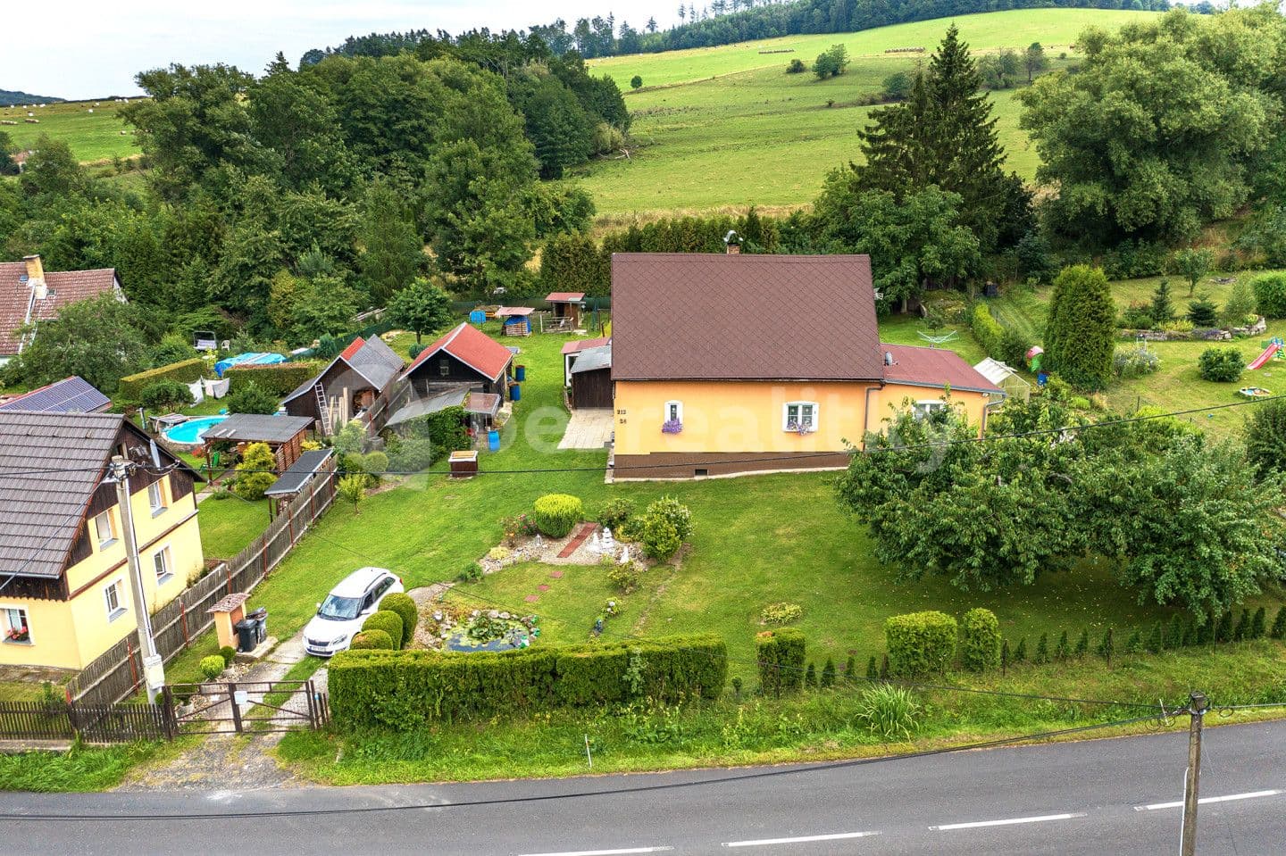 house for sale, 133 m², Valkeřice, Ústecký Region