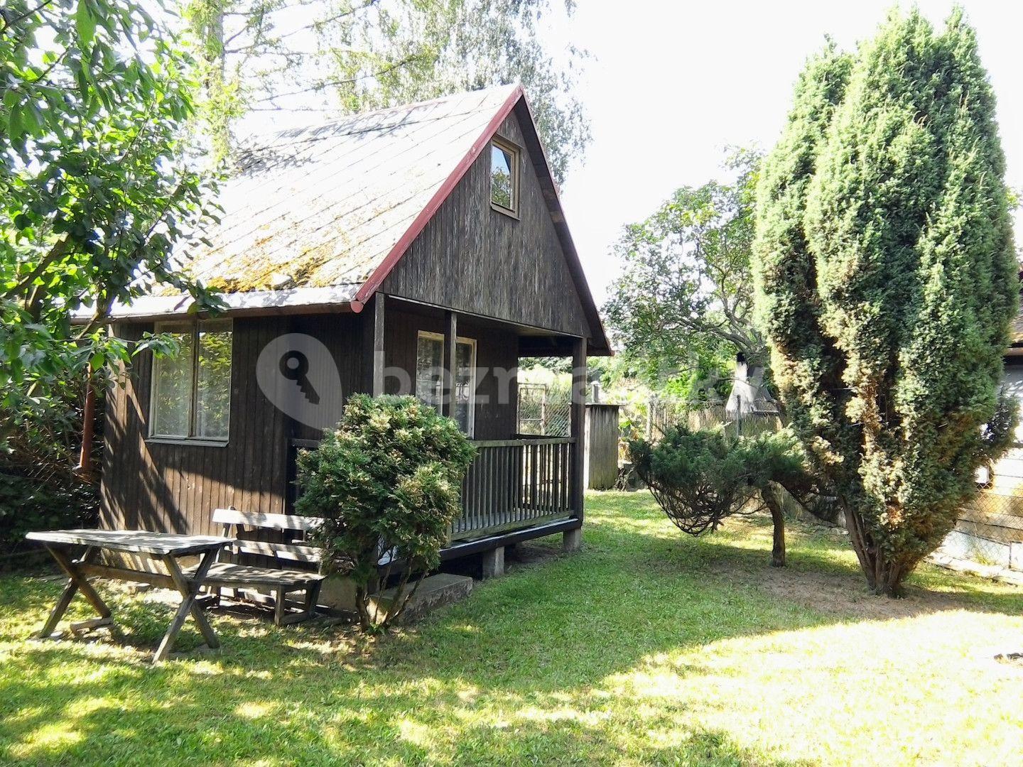 recreational property for sale, 200 m², Krnov, Moravskoslezský Region