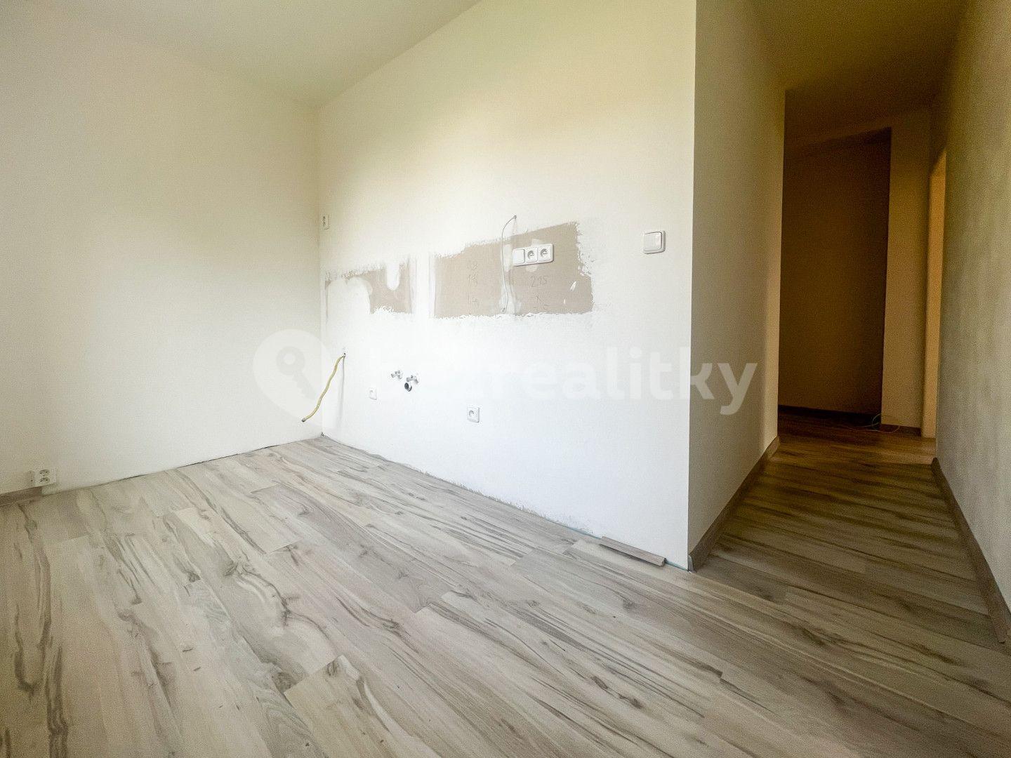 1 bedroom with open-plan kitchen flat for sale, 60 m², Wolkerova, Lovosice, Ústecký Region