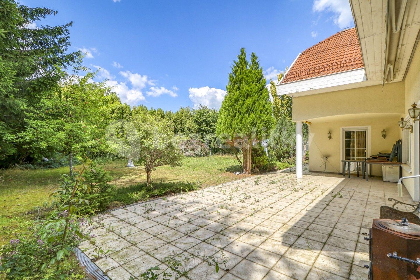 house for sale, 285 m², Školní, Mariánské Lázně, Karlovarský Region