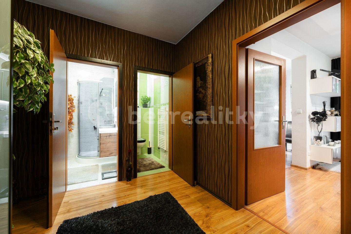 1 bedroom with open-plan kitchen flat for sale, 65 m², 3. května, Vizovice, Zlínský Region