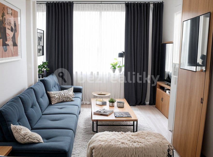 3 bedroom flat for sale, 70 m², Lovosická, Prague, Prague