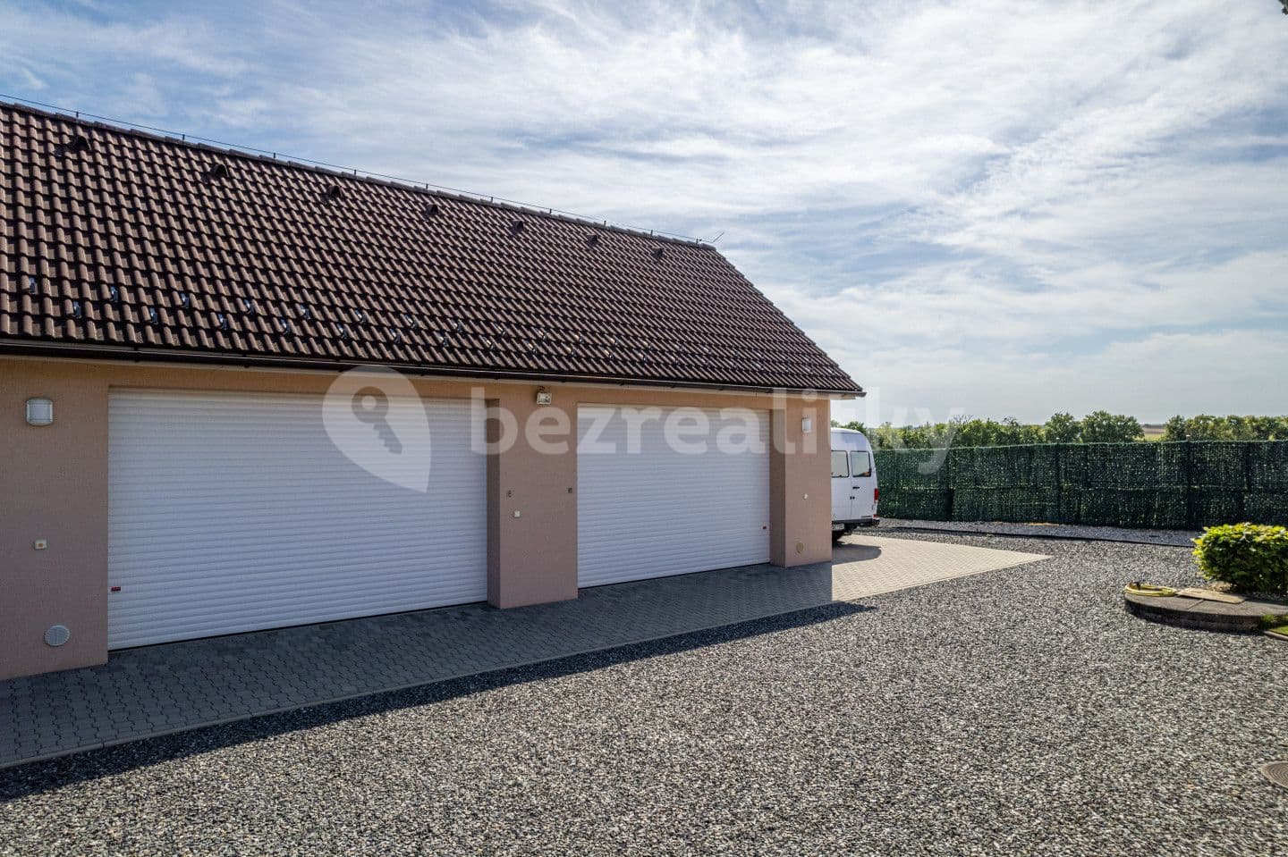 house for sale, 256 m², Krátká, Sibřina, Středočeský Region