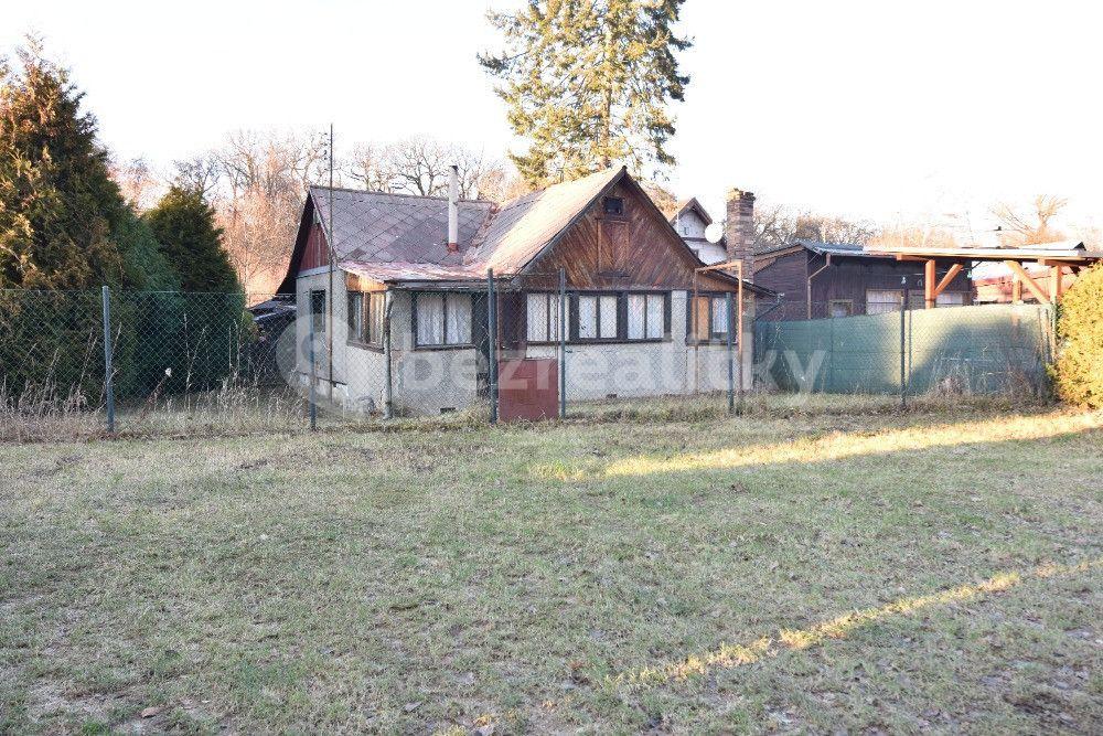 recreational property for sale, 251 m², Káraný, Středočeský Region