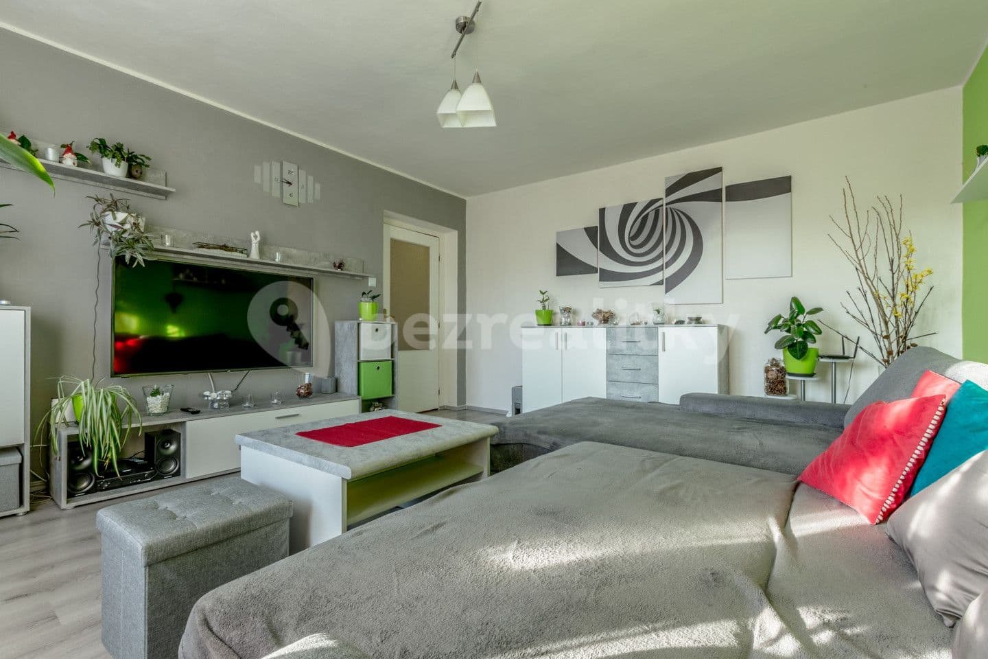 3 bedroom flat for sale, 84 m², Lobeč, Středočeský Region