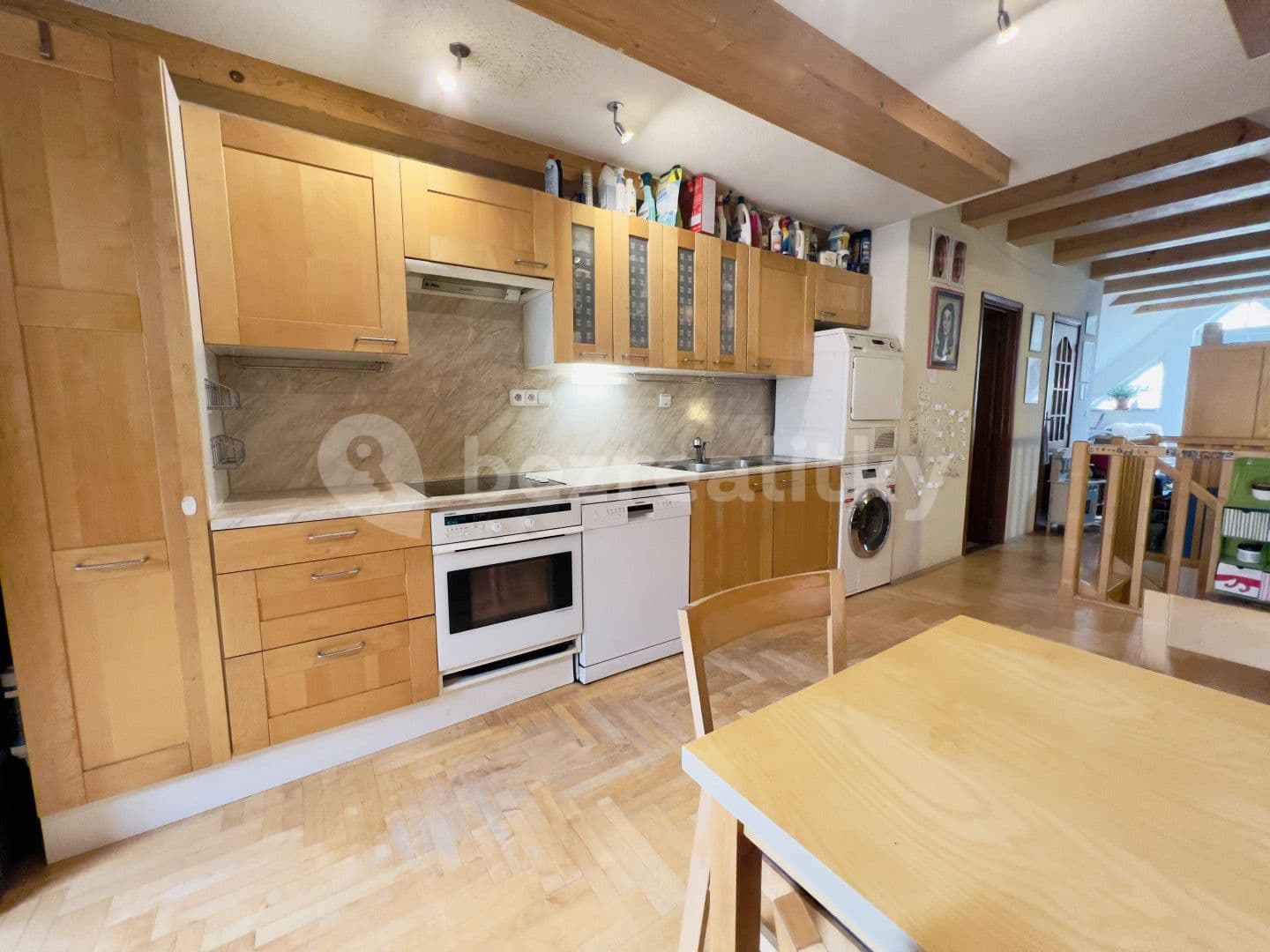 2 bedroom with open-plan kitchen flat for sale, 89 m², Gutova, Prague, Prague