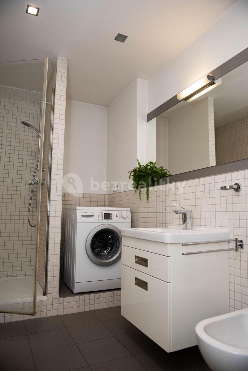1 bedroom with open-plan kitchen flat for sale, 69 m², Otopašská, Prague, Prague