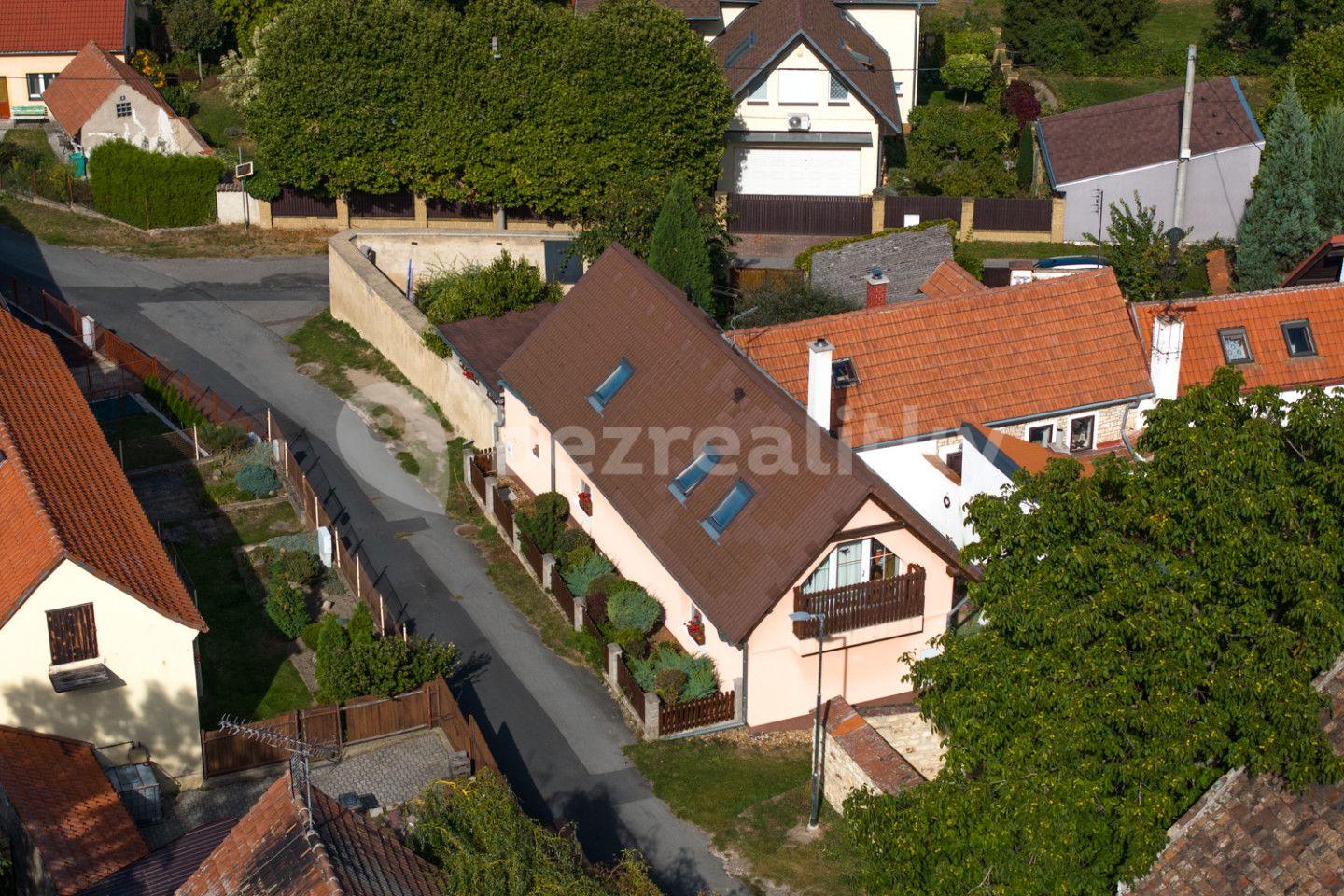 recreational property for sale, 309 m², Na vršku, Peruc, Ústecký Region