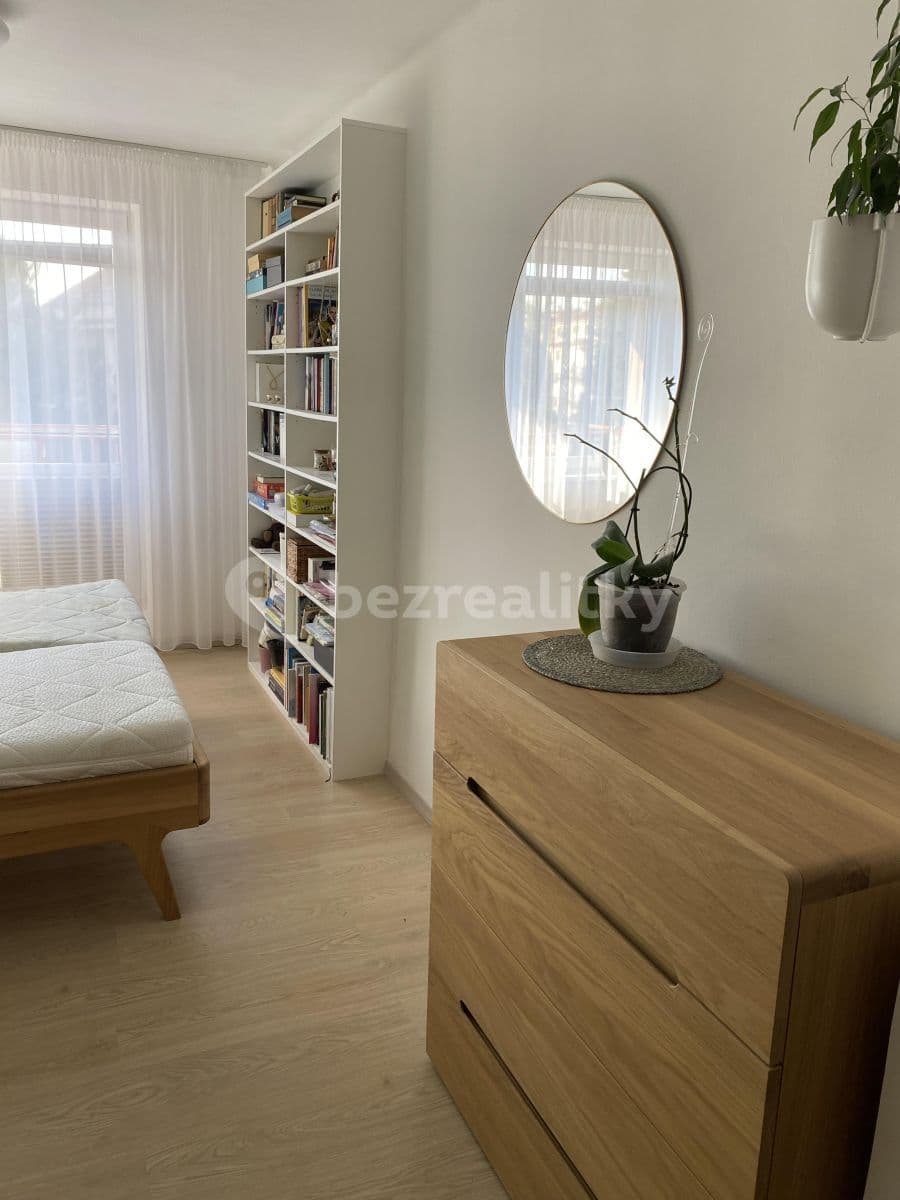 2 bedroom with open-plan kitchen flat for sale, 84 m², Studentská, Poděbrady, Středočeský Region
