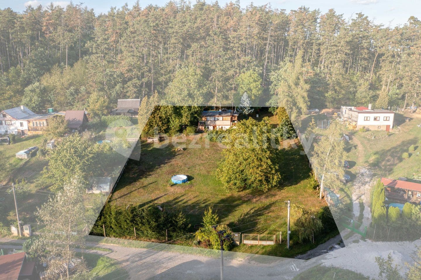 plot for sale, 2,025 m², V Podlesí, Chrást, Plzeňský Region