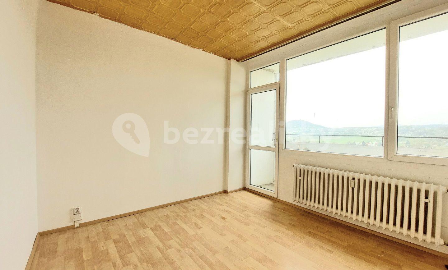 3 bedroom flat for sale, 62 m², Mírová, Klášterec nad Ohří, Ústecký Region