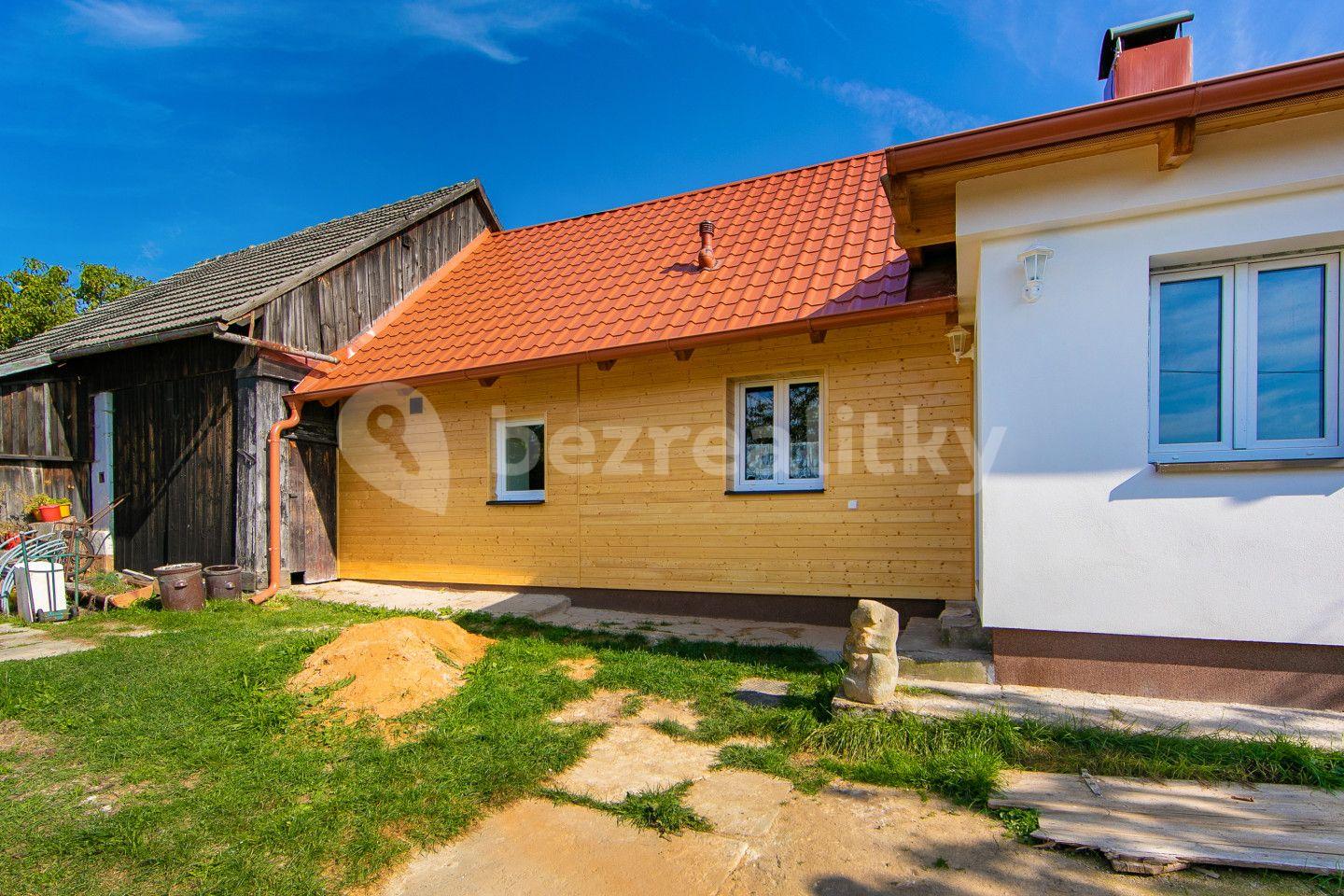 house for sale, 70 m², Mrtník, Plzeňský Region