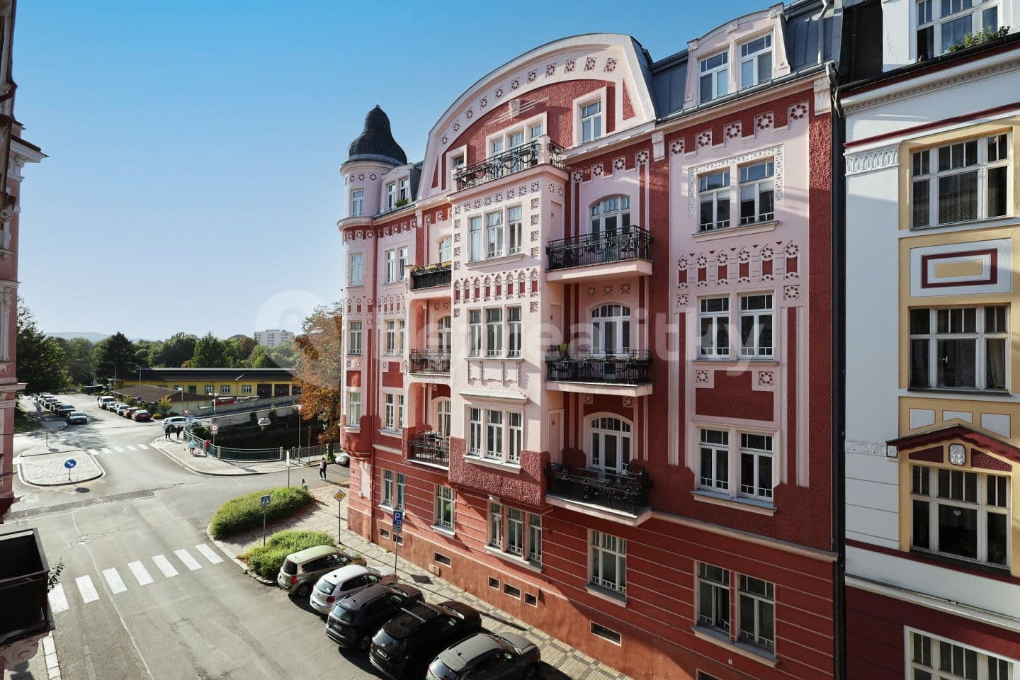 2 bedroom flat for sale, 61 m², Koptova, Karlovy Vary, Karlovarský Region