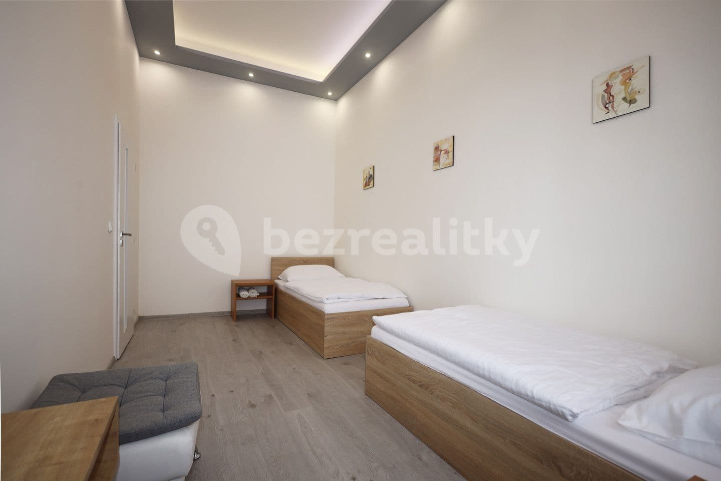 2 bedroom flat for sale, 61 m², Koptova, Karlovy Vary, Karlovarský Region