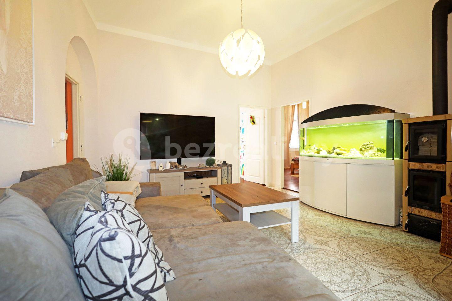 5 bedroom flat for sale, 147 m², Kostelní, Loket, Karlovarský Region