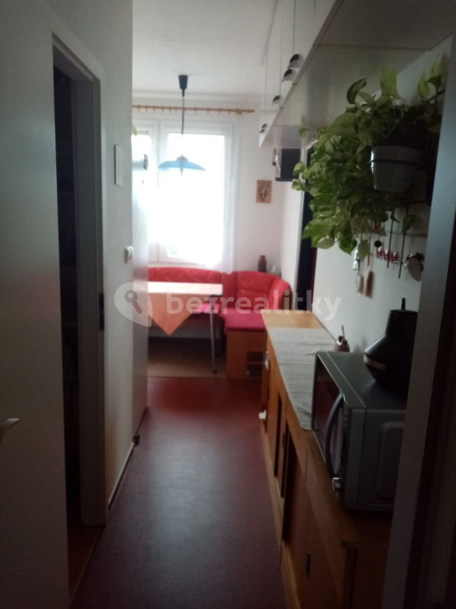 2 bedroom flat for sale, 65 m², sídliště Vajgar, Jindřichův Hradec, Jihočeský Region