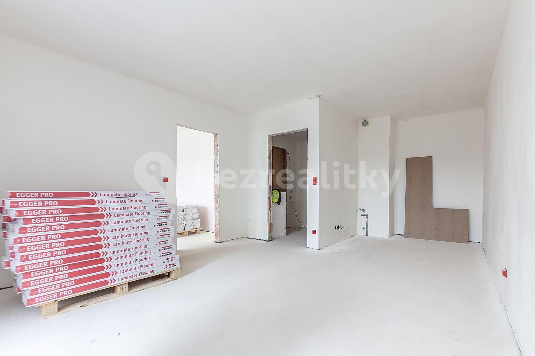 1 bedroom with open-plan kitchen flat for sale, 62 m², Na Morákově, Beroun, Středočeský Region