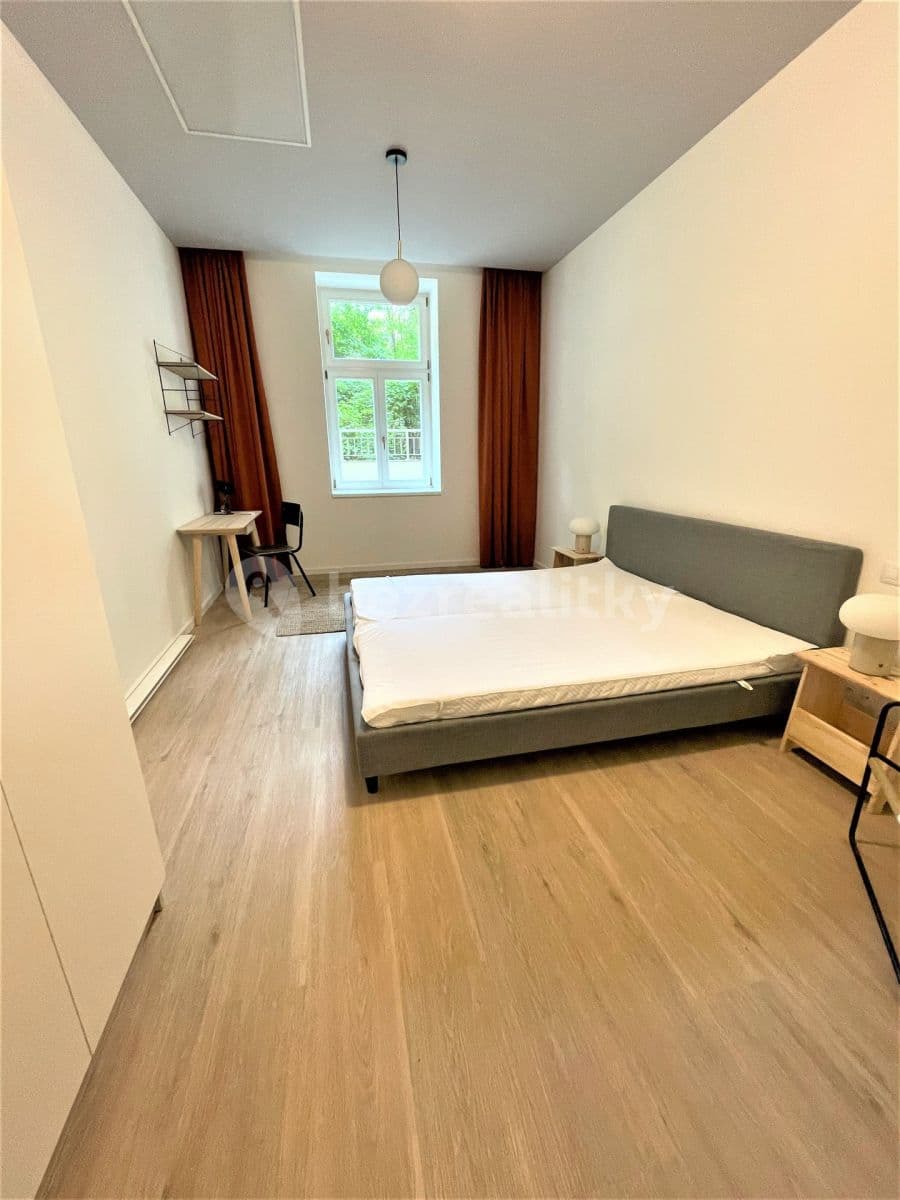 Studio flat to rent, 27 m², Chodská, Prague, Prague