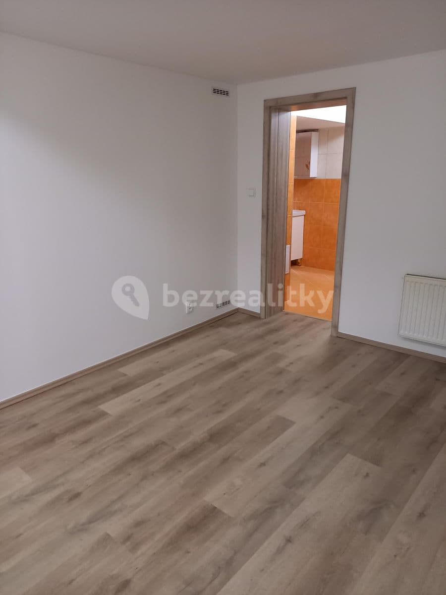 2 bedroom flat to rent, 65 m², Černošická, Prague, Prague
