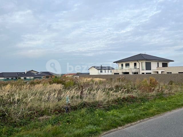 plot for sale, 1,016 m², Třešňová, Křenice, Středočeský Region