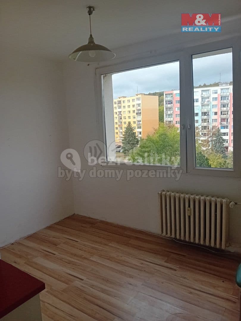 2 bedroom flat for sale, 64 m², 17. listopadu, Chomutov, Ústecký Region