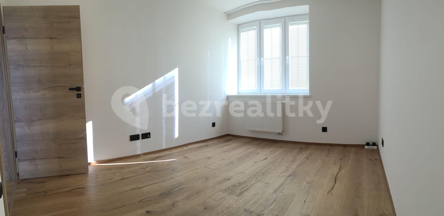 2 bedroom with open-plan kitchen flat to rent, 79 m², Sulická, Prague, Prague