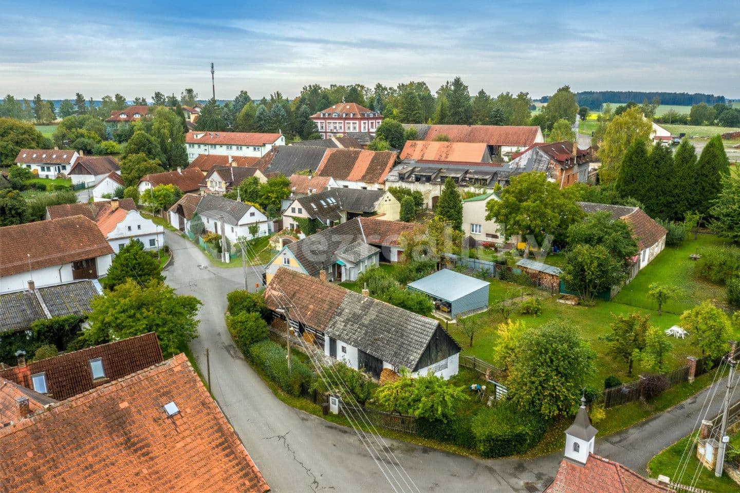 recreational property for sale, 260 m², Zběšičky, Jihočeský Region
