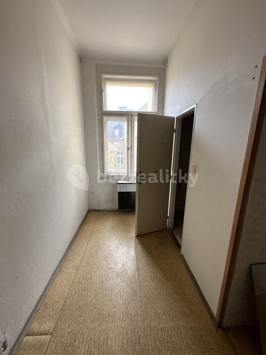 2 bedroom flat for sale, 71 m², Raisova, Karlovy Vary, Karlovarský Region