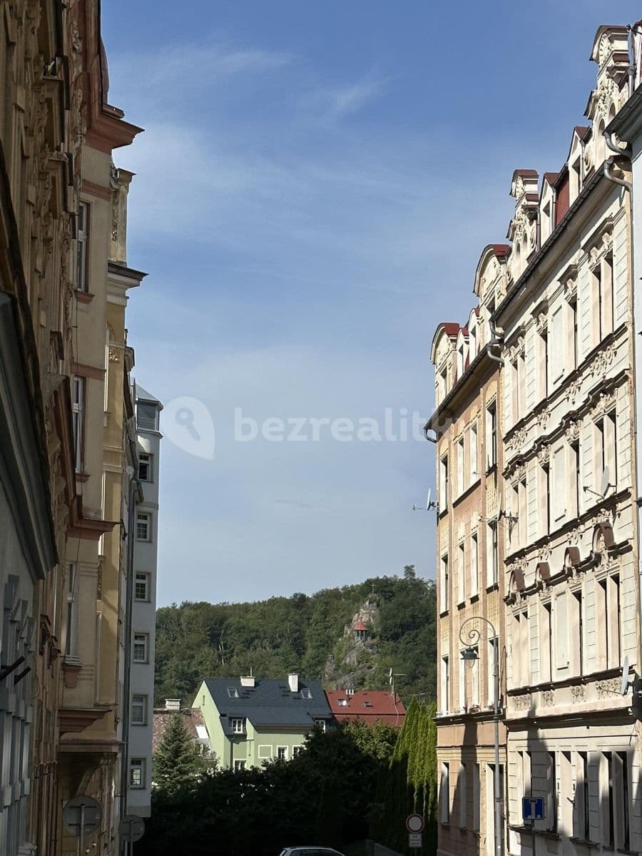 2 bedroom flat for sale, 71 m², Raisova, Karlovy Vary, Karlovarský Region