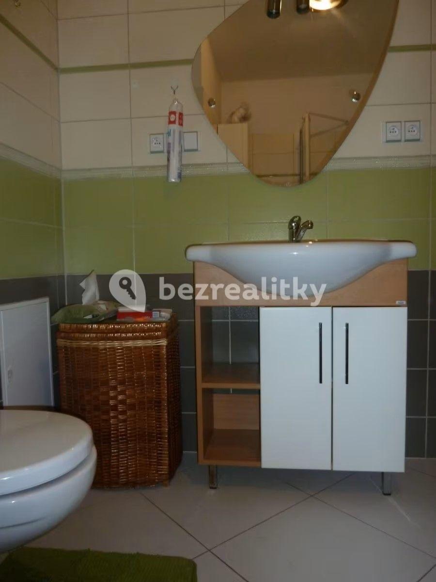 1 bedroom with open-plan kitchen flat for sale, 42 m², Biskupcova, Prague, Prague