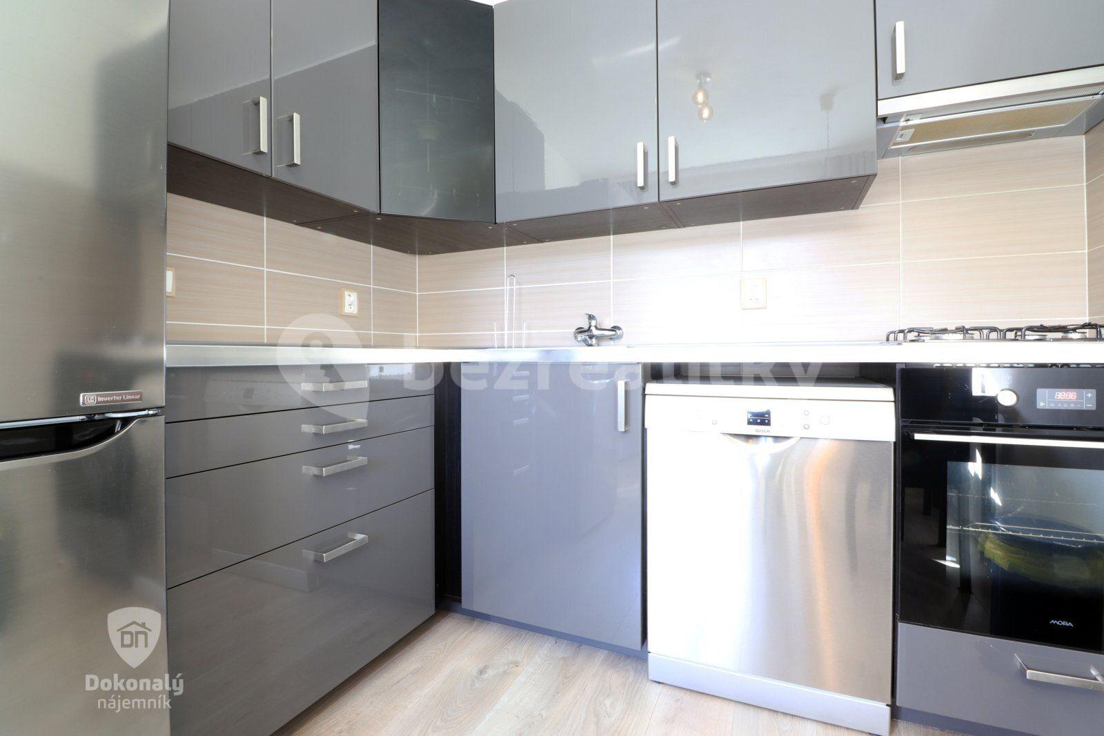 2 bedroom with open-plan kitchen flat to rent, 60 m², Veltruská, Prague, Prague