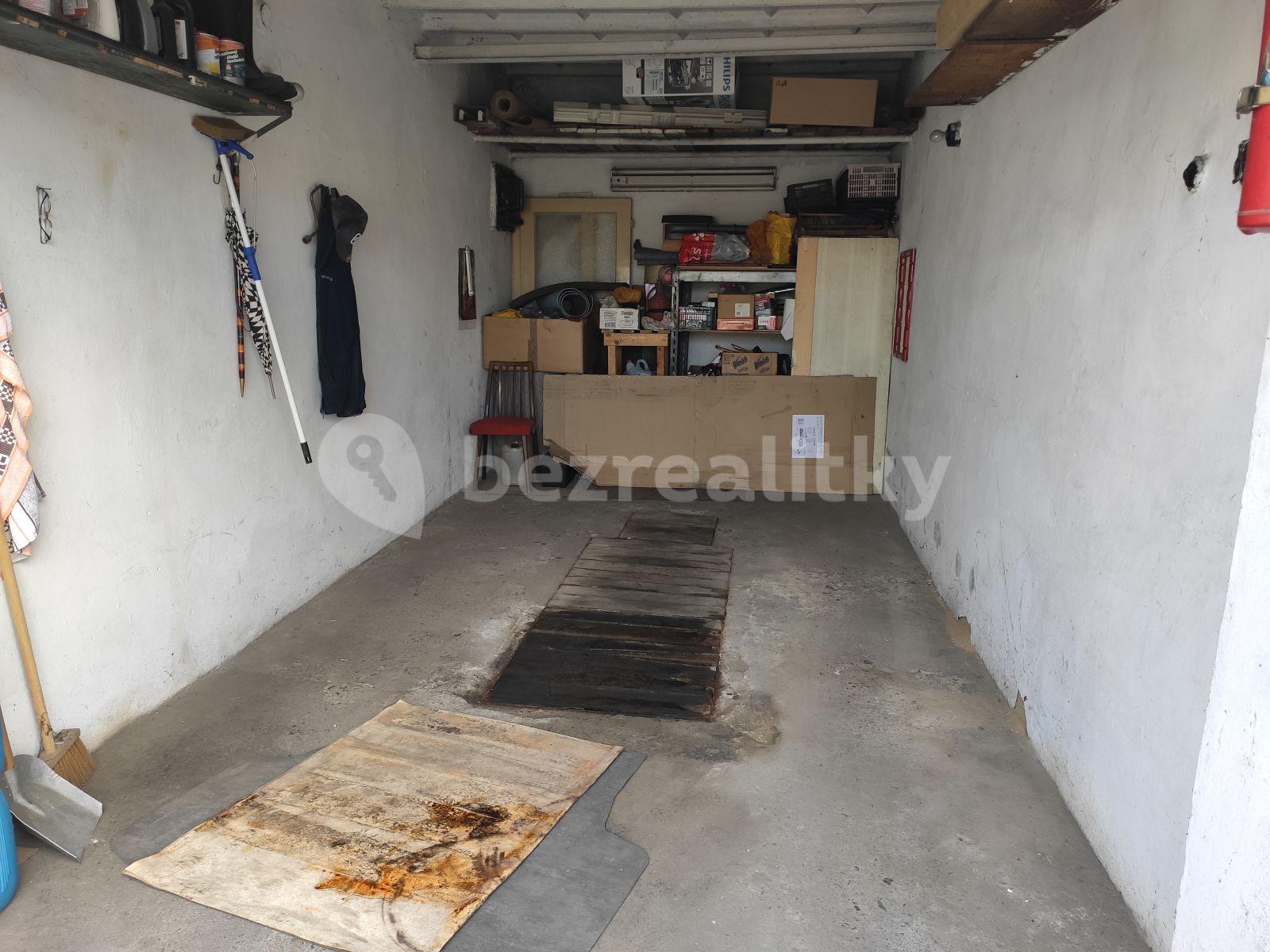 garage for sale, 20 m², Štětí, Ústecký Region