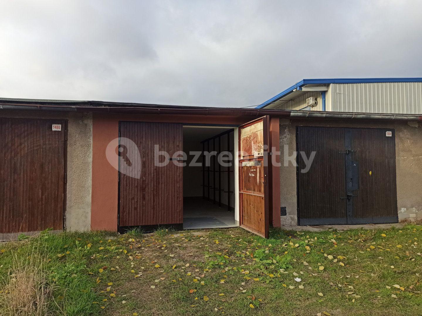 garage for sale, 49 m², Chomutov, Ústecký Region