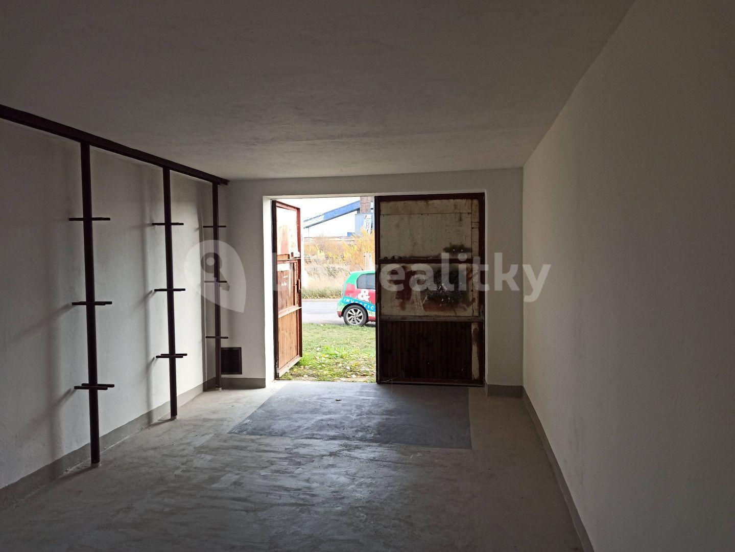 garage for sale, 49 m², Chomutov, Ústecký Region