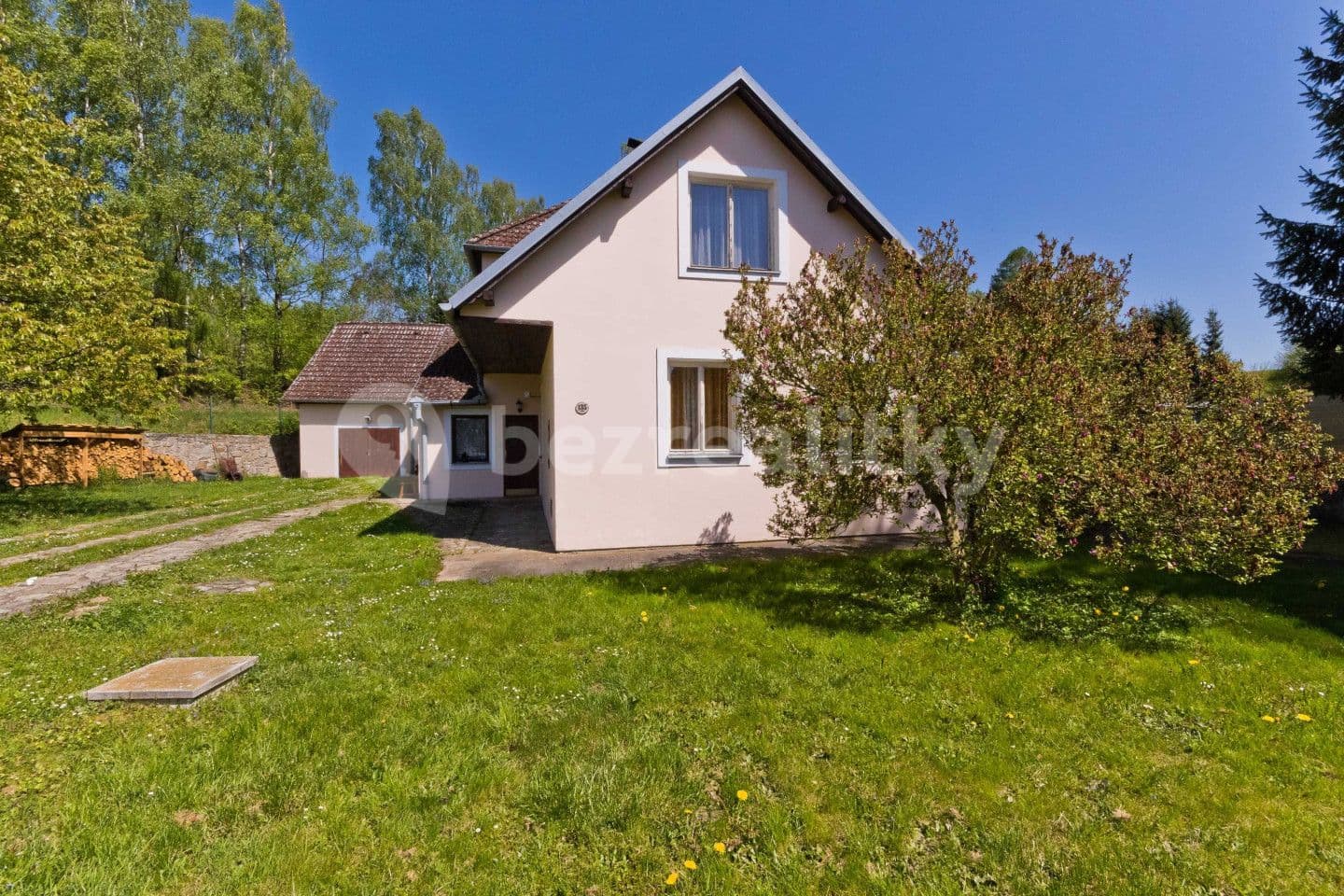 house for sale, 250 m², Lodhéřov, Jihočeský Region