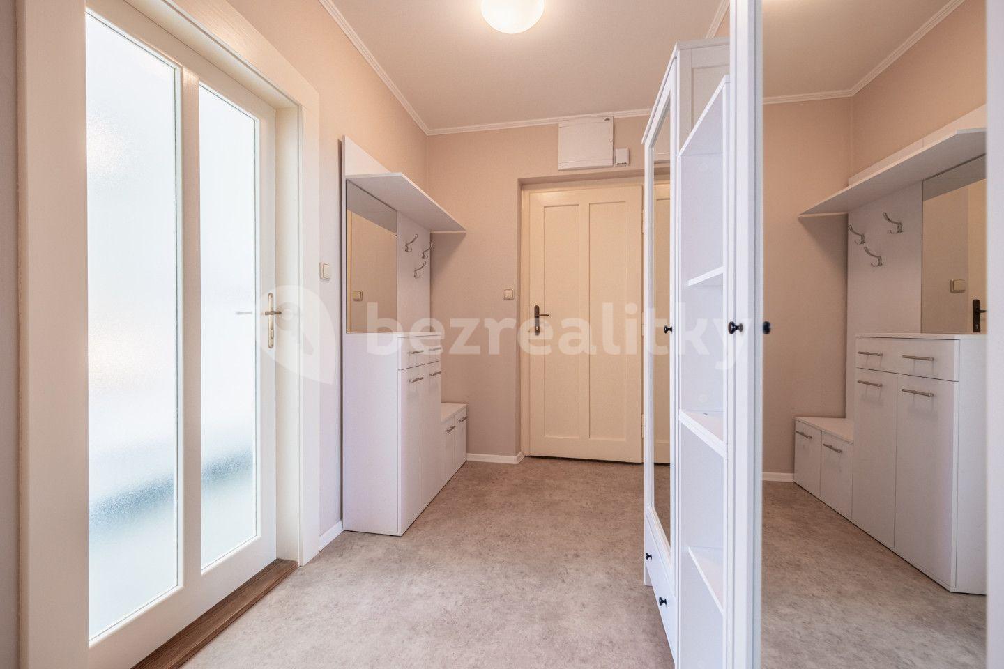 1 bedroom with open-plan kitchen flat for sale, 41 m², Charvátova, Příbram, Středočeský Region