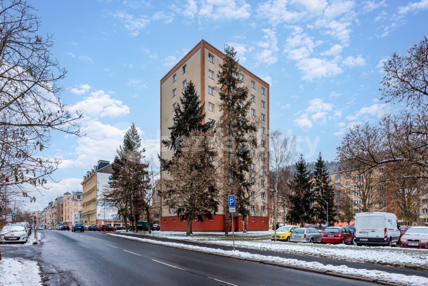 3 bedroom flat for sale, 59 m², Západní, Karlovy Vary, Karlovarský Region