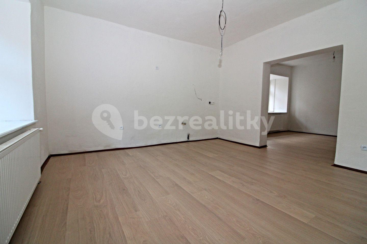 house for sale, 170 m², Nádražní, Kravaře, Liberecký Region