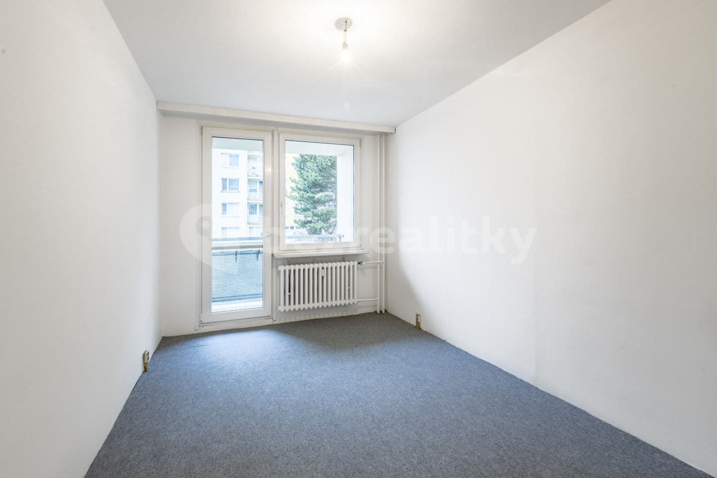 3 bedroom flat for sale, 64 m², Za návsí, Prague, Prague