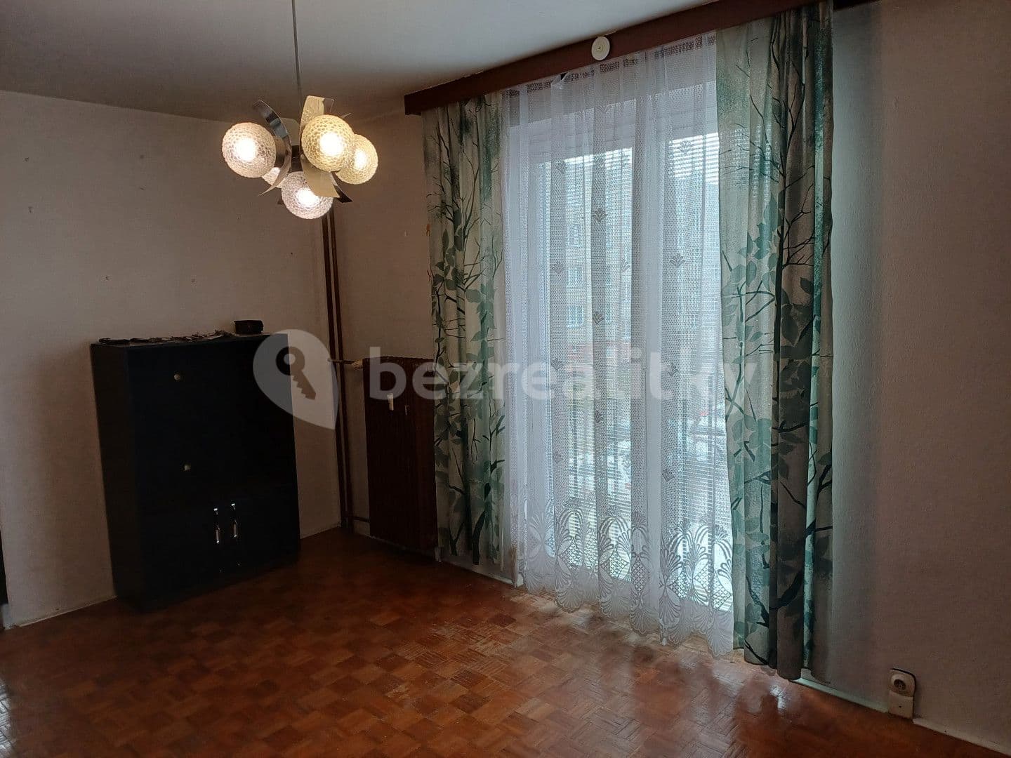 3 bedroom flat for sale, 63 m², sídl. 17. listopadu, Suchdol nad Lužnicí, Jihočeský Region