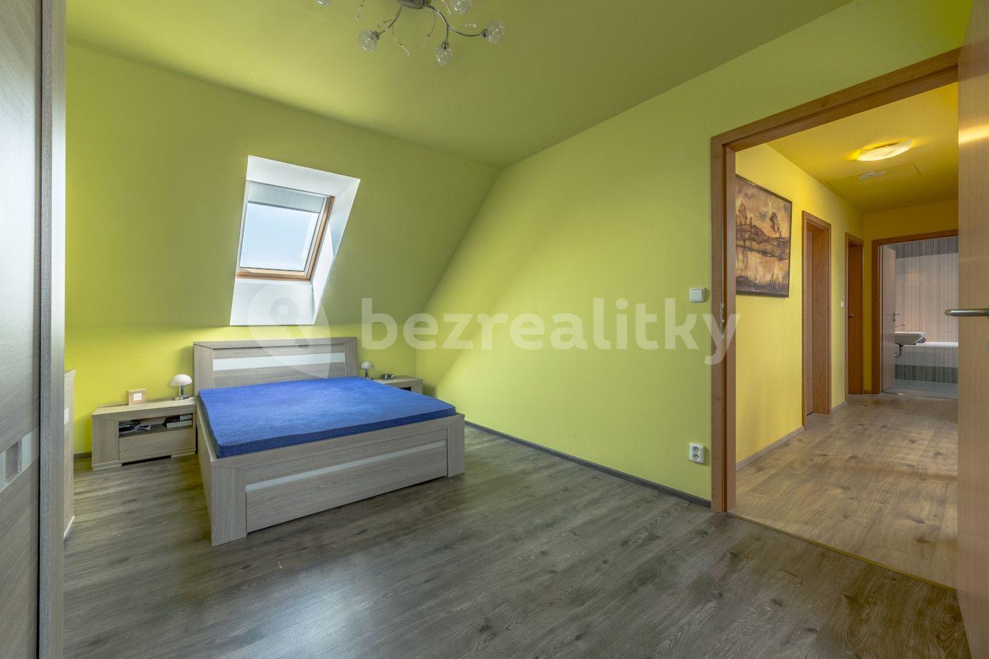 house for sale, 117 m², Petkovy, Středočeský Region