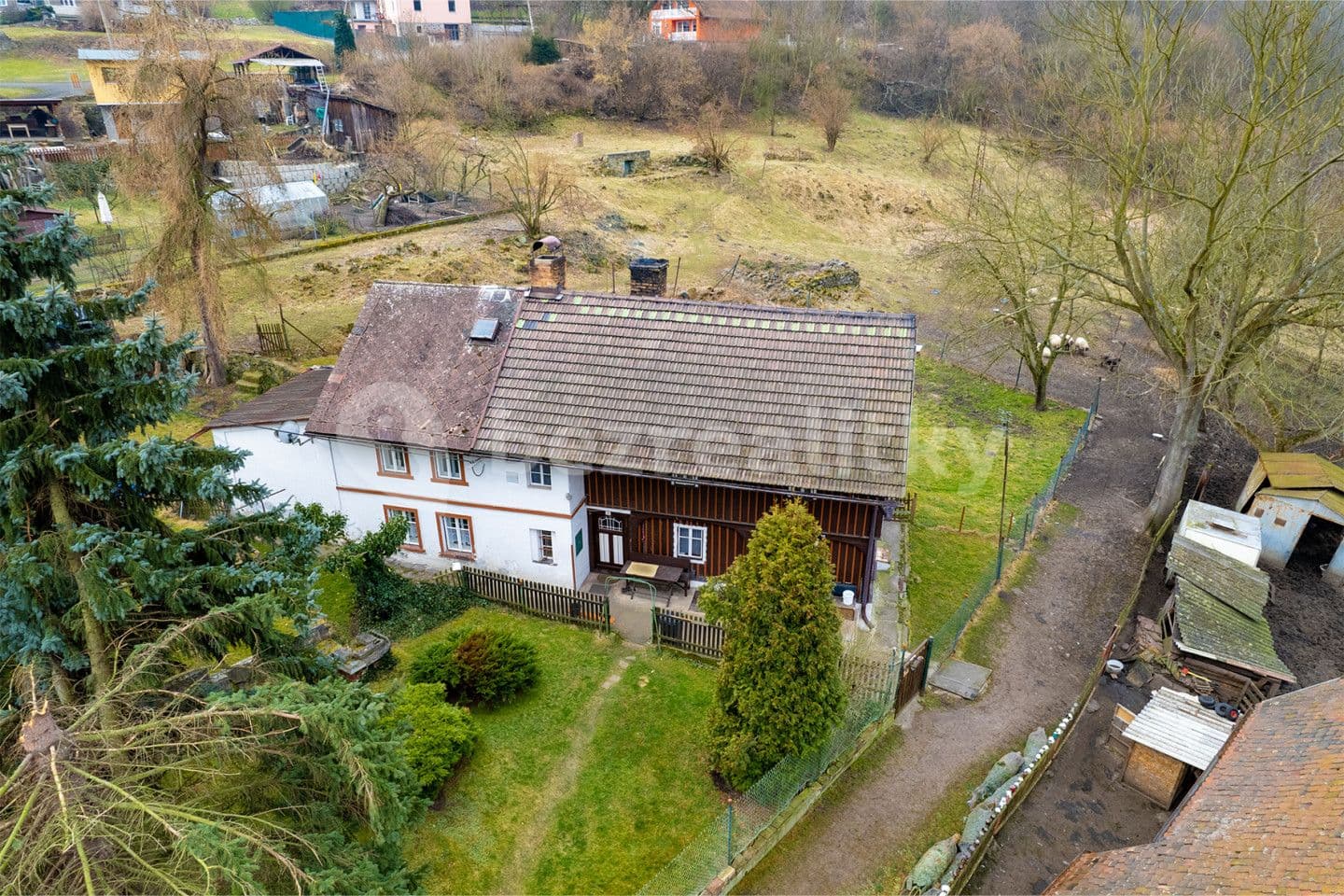 recreational property for sale, 152 m², Malá Veleň, Ústecký Region