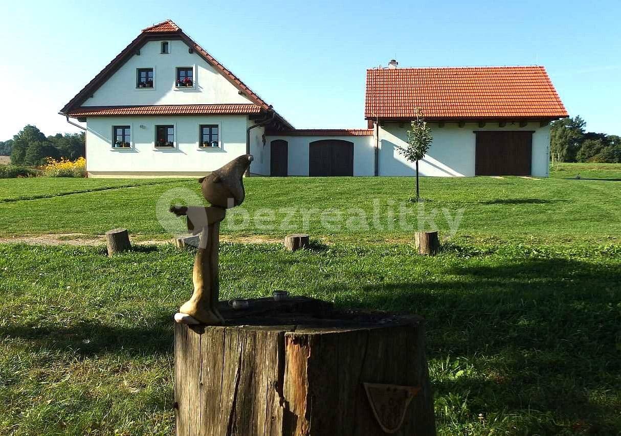 recreational property to rent, 0 m², Hartmanice, Pardubický Region