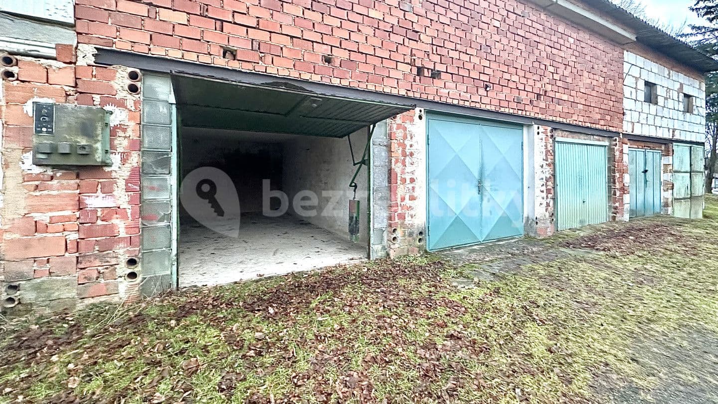 garage for sale, 25 m², Vrčeň, Plzeňský Region