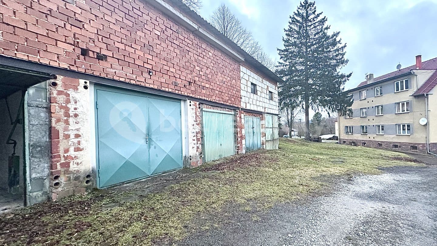 garage for sale, 25 m², Vrčeň, Plzeňský Region