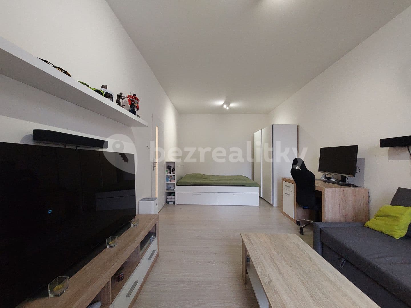 1 bedroom flat for sale, 38 m², Bělohorská, Prague, Prague